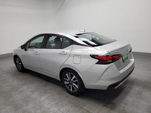 2021 Nissan Versa 1.6 SV