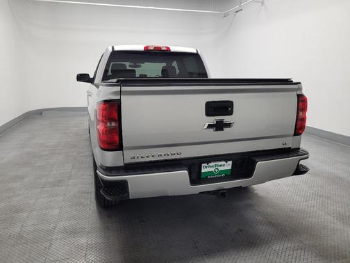 Silver Ice Metallic 2018 Chevrolet Silverado 1500 2LT