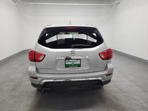 2020 Nissan Pathfinder SL 4WD