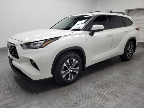 2020 Toyota Highlander XLE
