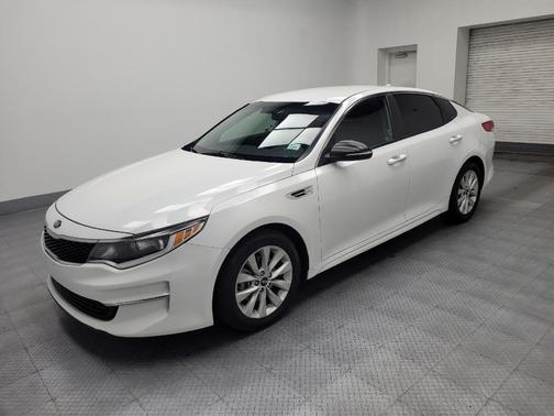 2017 Kia Optima LX