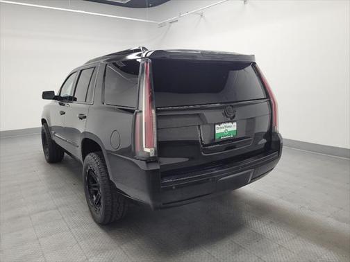 2015 Cadillac Escalade Luxury
