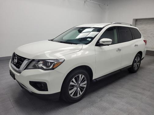 2020 Nissan Pathfinder SL 2WD