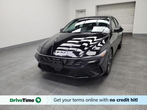 2025 Hyundai ELANTRA SEL