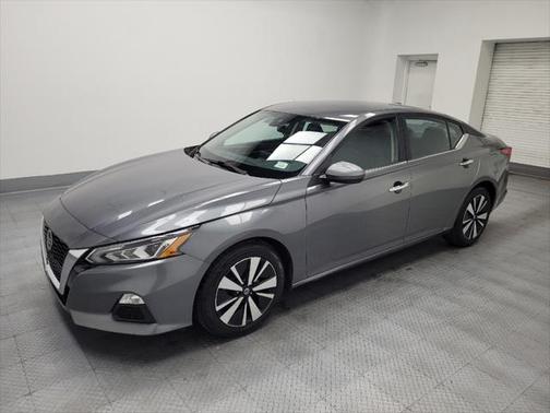 2021 Nissan Altima 2.5 SV