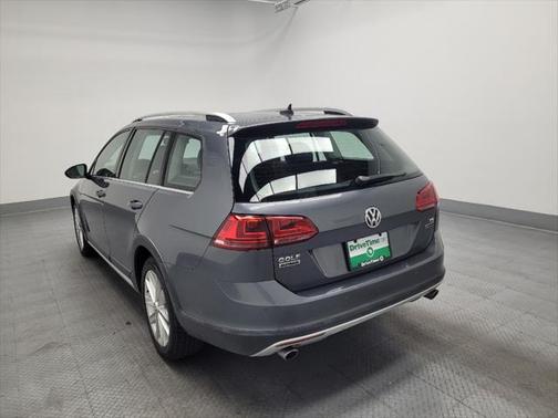 2017 Volkswagen Golf Alltrack TSI SE
