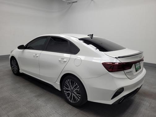 Snow White Pearl 2023 Kia Forte GT-Line