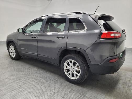 Granite Crystal Metallic Clearcoat 2016 Jeep Cherokee Latitude