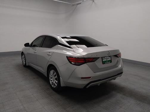 Brilliant Silver Metallic 2020 Nissan Sentra S
