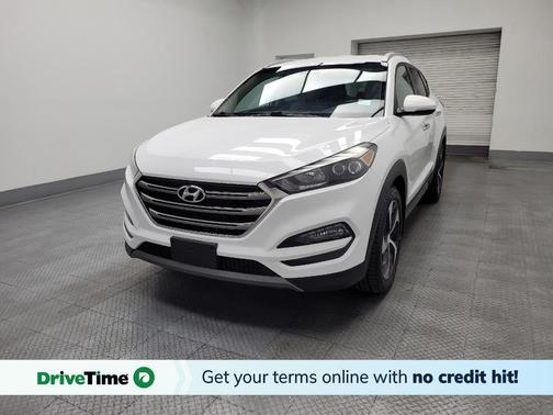 Dazzling White 2016 Hyundai TUCSON Limited