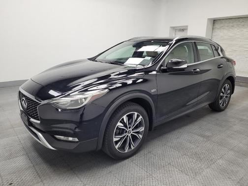 Black Obsidian 2018 INFINITI QX30 Premium