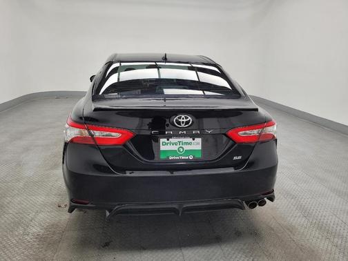 Midnight Black Metallic 2020 Toyota Camry SE
