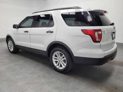 2017 Ford Explorer Base