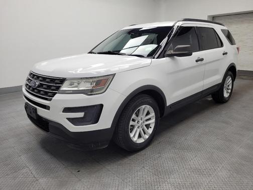2017 Ford Explorer Base