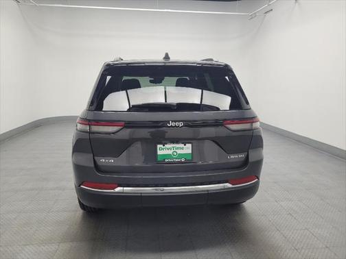 2022 Jeep Grand Cherokee Laredo