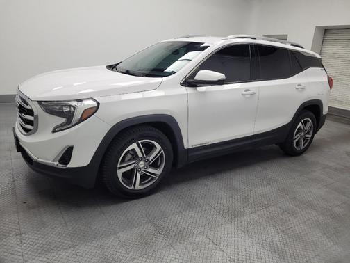 Summit White 2020 GMC Terrain SLT