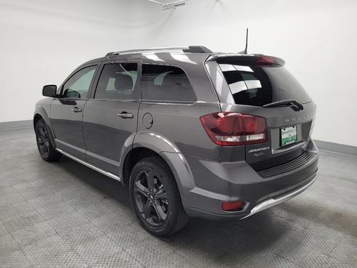 Granite Pearlcoat 2019 Dodge Journey Crossroad