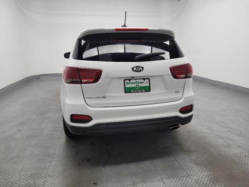 Snow White Pearl 2019 Kia Sorento LX