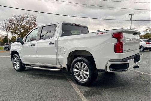 2020 Chevrolet Silverado 1500 Custom