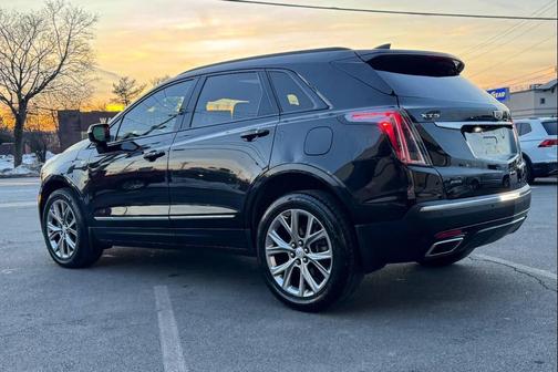 2020 Cadillac XT5 Sport