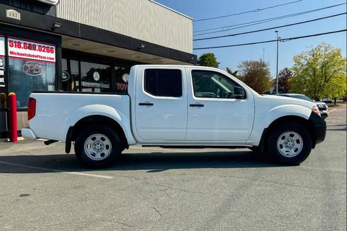 2019 Nissan Frontier S