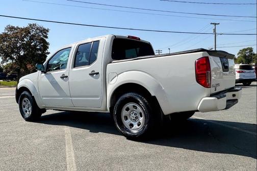 2019 Nissan Frontier S