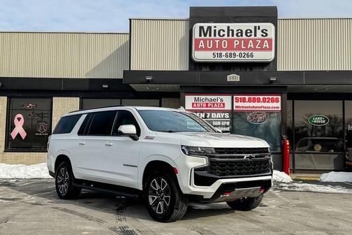 2022 Chevrolet Suburban 4WD Z71