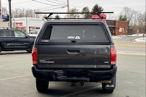 2015 Toyota Tacoma Base