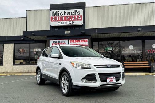 White 2014 Ford Escape SE