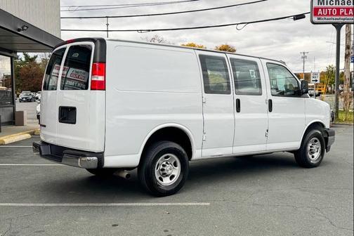 2020 Chevrolet Express 2500 RWD 2500 Regular Wheelbase WT