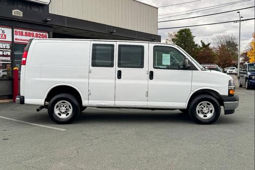 2020 Chevrolet Express 2500 RWD 2500 Regular Wheelbase WT