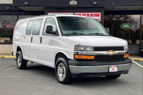 2020 Chevrolet Express 2500 RWD 2500 Regular Wheelbase WT