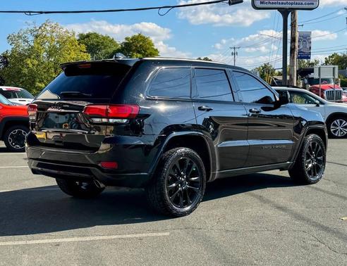 2018 Jeep Grand Cherokee Altitude