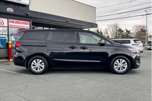 2018 Kia Sedona LX