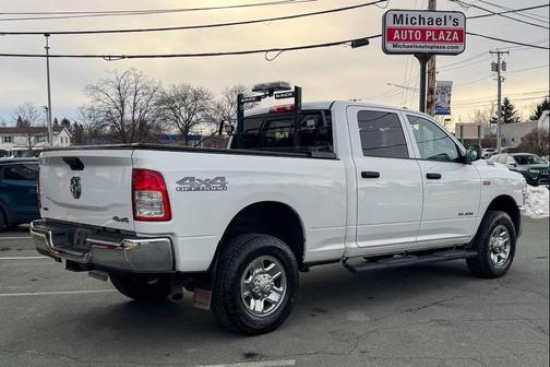 2020 RAM 2500 Tradesman Crew Cab 4X4 6'4' Box