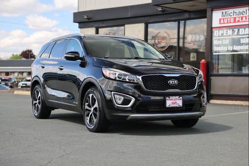 Ebony Black 2017 Kia Sorento EX