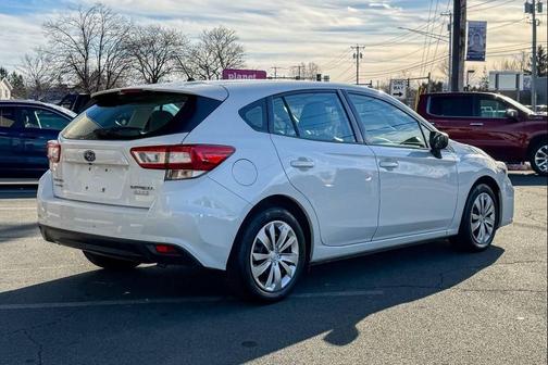 2017 Subaru Impreza 2.0i