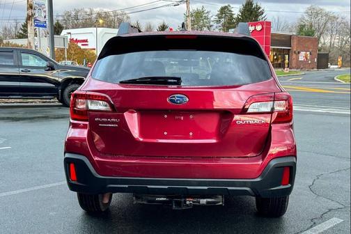 2018 Subaru Outback 2.5i Premium