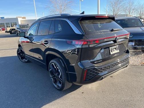 2026 Volkswagen Tiguan 2.0T SEL R-Line 4MOTION