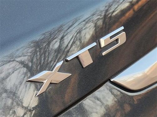 2020 Cadillac XT5 Premium Luxury