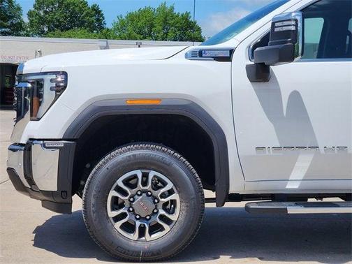 2025 GMC Sierra 2500 SLT