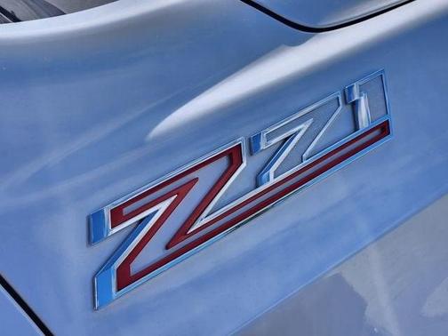 Iridescent Pearl Tricoat 2024 Chevrolet Tahoe 4WD Z71