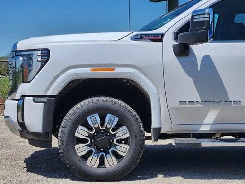 2025 GMC Sierra 2500 Denali