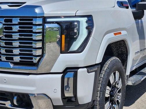 2025 GMC Sierra 2500 Denali
