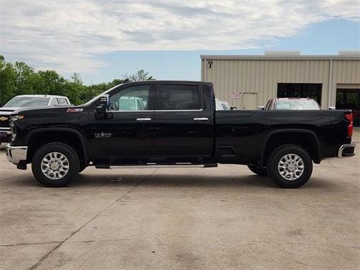 2025 Chevrolet Silverado 3500 LTZ