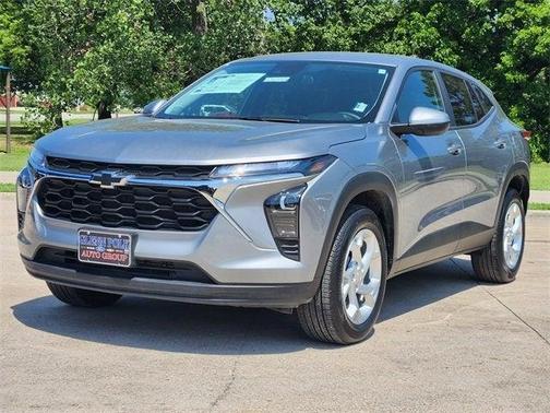 2024 Chevrolet Trax LS