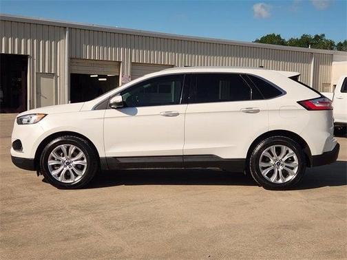 2021 Ford Edge Titanium