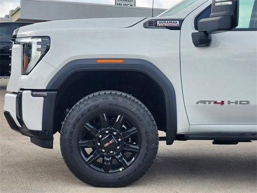 2026 GMC Sierra 2500 AT4