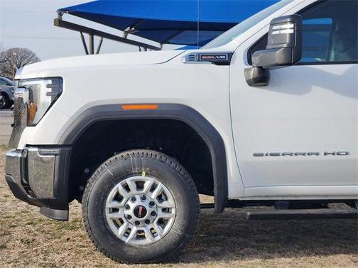 2026 GMC Sierra 2500 Pro