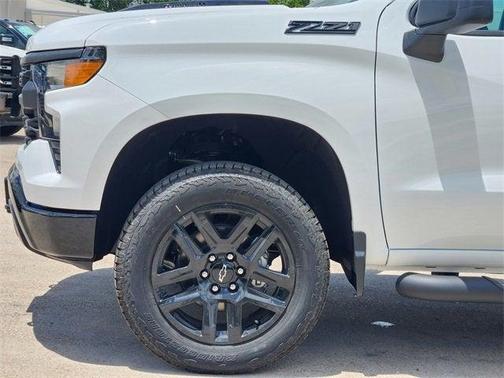 2025 Chevrolet Silverado 1500 Custom Trail Boss